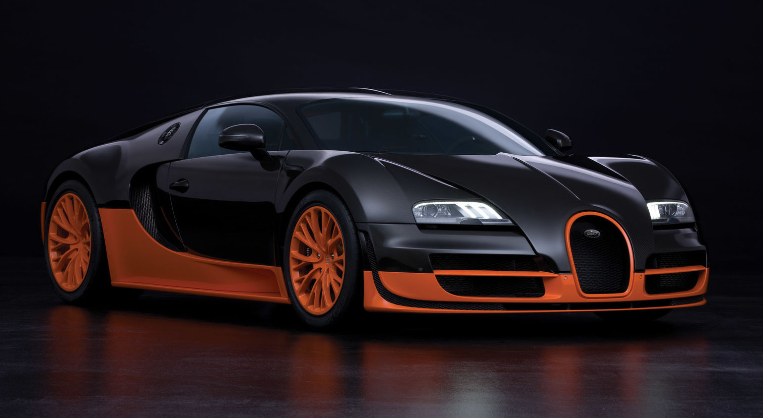 2014 Bugatti Veyron 16.4 Super Sport 2DR Coupe