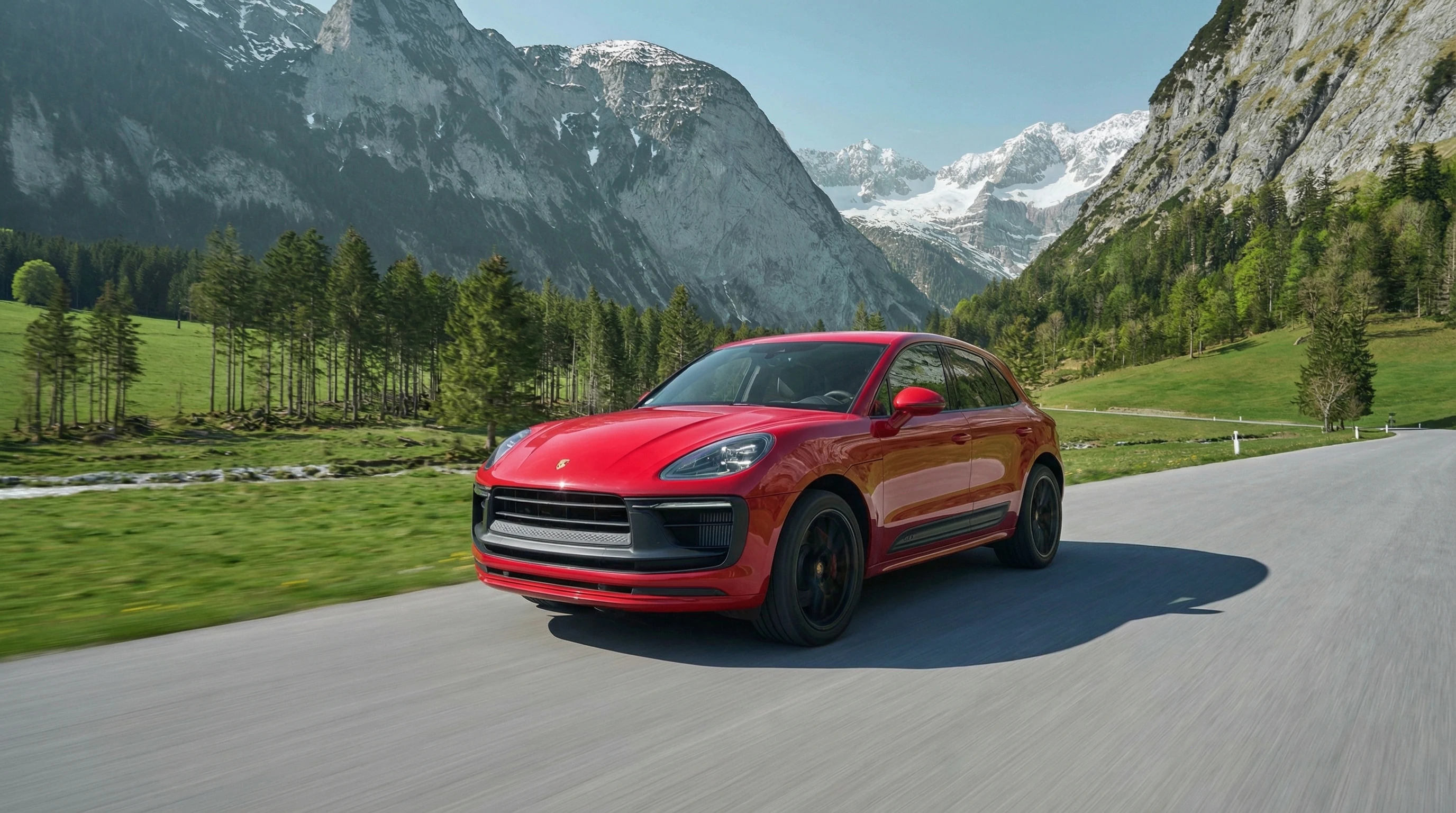 2026 Porsche Macan GTS AWD