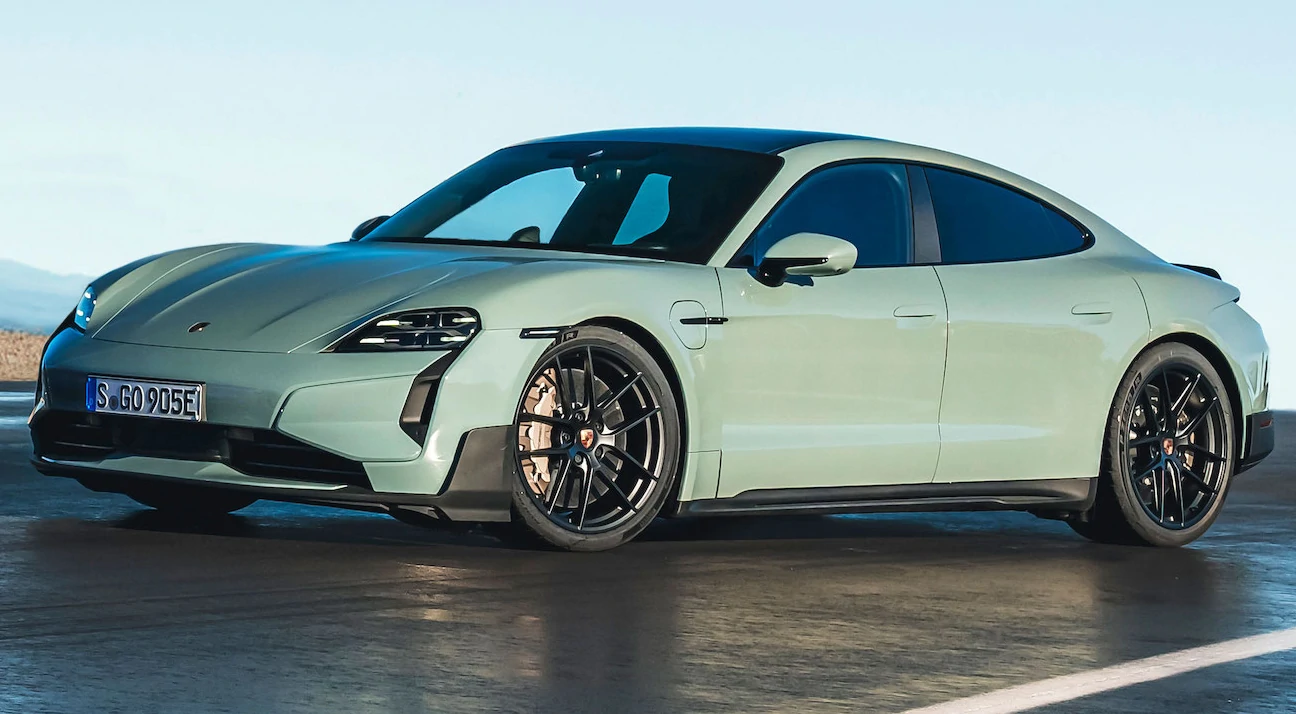 2025 Porsche Taycan Turbo GT